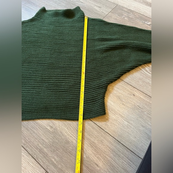 Anthropologie The Kendall Mock-Neck Sweater Green Size Small - Picture 10 of 11